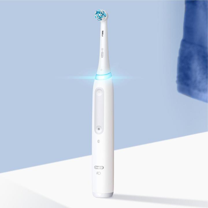 Actual product image Oral-B iO Series 4 Quite White (Oscillating toothbrush)