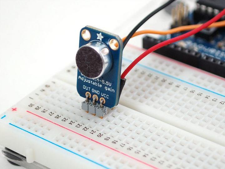 Immagine prodotto Adafruit Amplificatore per microfoni a elettrete MAX4466 (Altoparlanti)