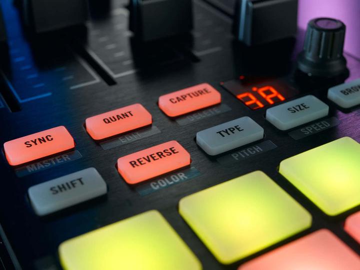 Produktbild Native Traktor Kontrol F1