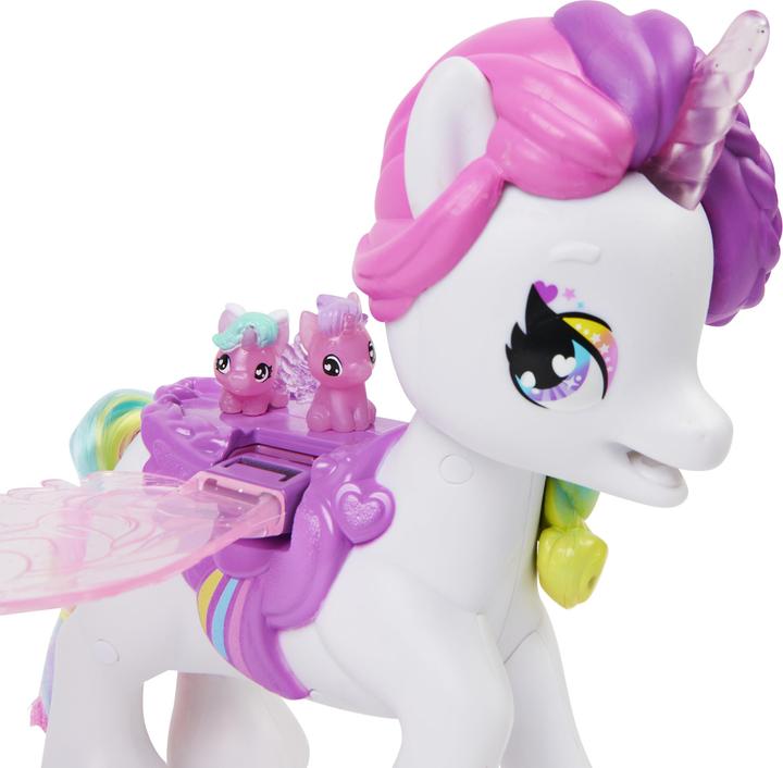 Produktbild Hatchimals Interaktives Einhorn mit beweglichen Flügeln und über 60 Licht- und Soundeffekten