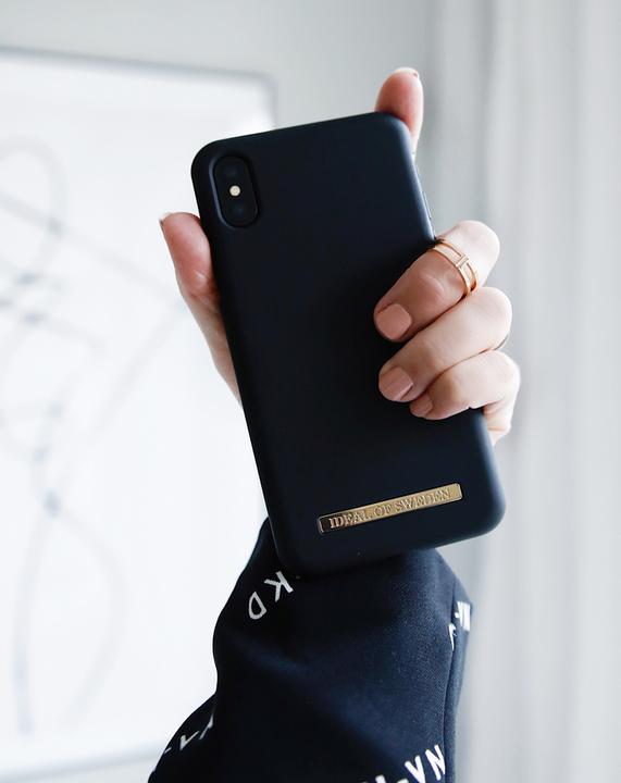 Produktbild iDeal Of Sweden Matte Black (Apple iPhone 11 Pro)