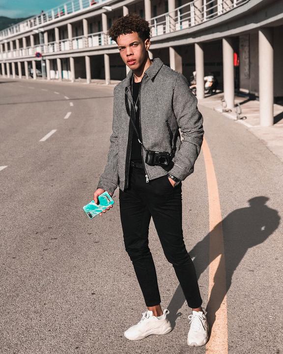 Produktbild iDeal Of Sweden Island Paradise Marble (Apple iPhone 11 Pro Max)