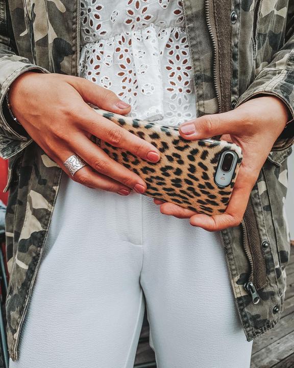Actual product image iDeal Of Sweden Wild Leopard (Apple iPhone 11 Pro)