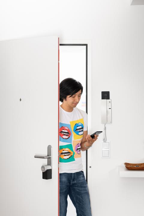 Actual product image Nuki Opener