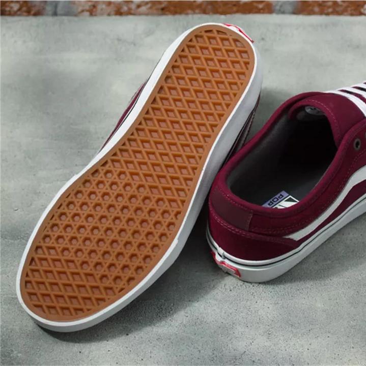 Actual product image Vans Chukka Low Sidestripe (42)