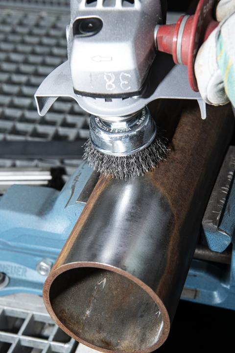 Productafbeelding Klingspor 1X 358373 Bekerborstel, 80 mm, draad M14, staal