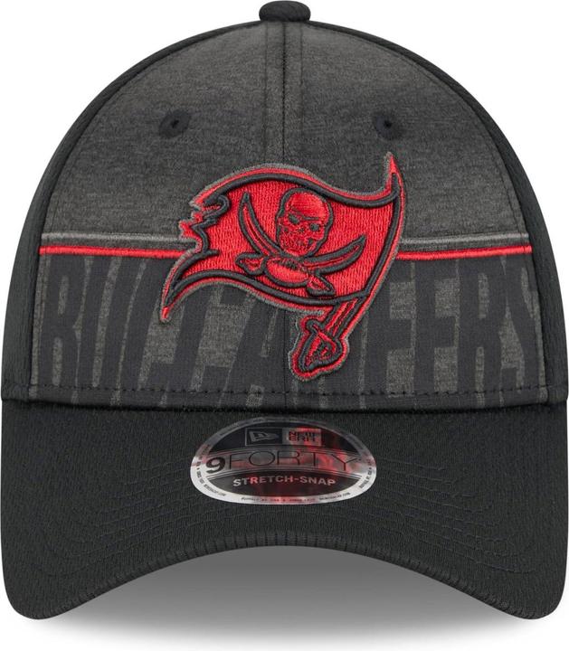Immagine prodotto New Era 9Forty Stretch Allenamento Tampa Bay Buccaneers