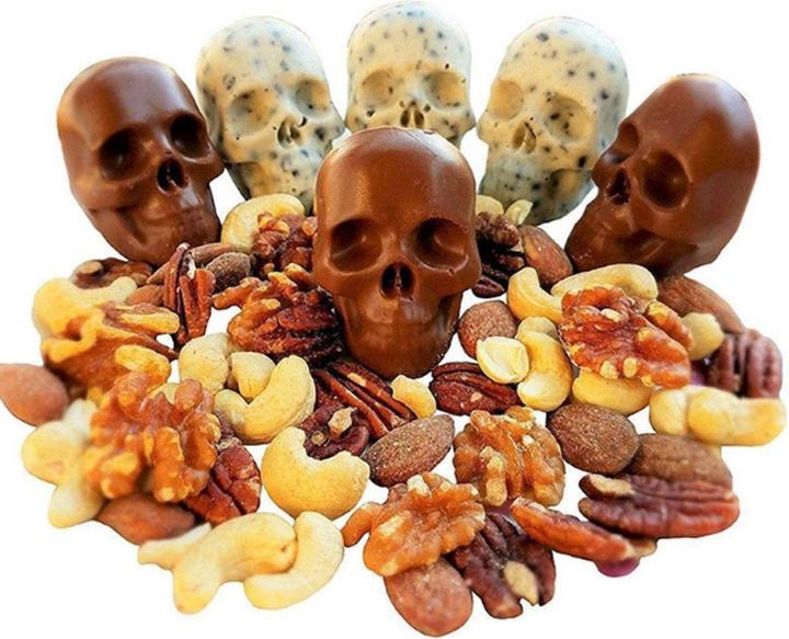 Actual product image König Design Silicone ice cube mould skull skull ice cubes ice for whiskey wine bar party