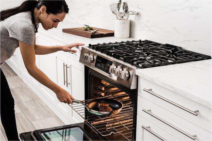 Actual product image Ninja SharkNinja C60020EU ZEROSTICK frying pan 20 cm (stainless steel) (Frying pan, Stainless steel)