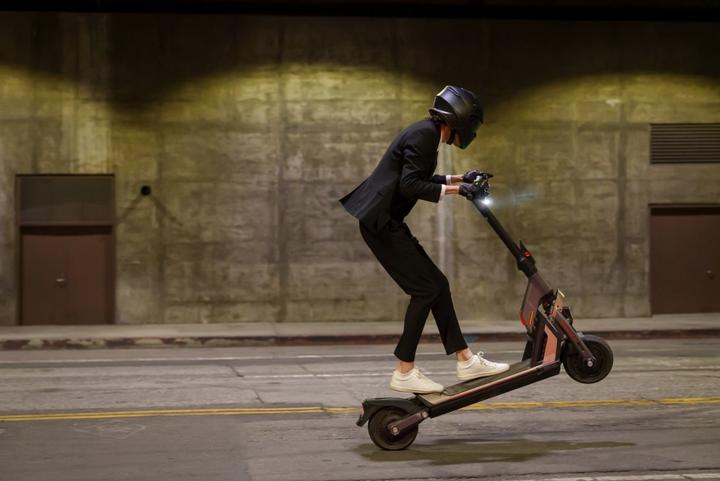 Actual product image Segway-Ninebot GT2 P (70 km/h, 90 km, 1500 W)