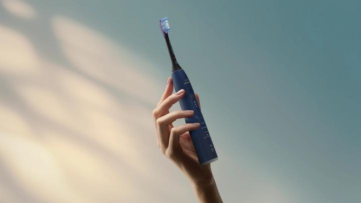 Produktbild Philips Sonicare 7100 HX7423/01 (Schallzahnbürste)