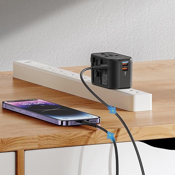 Produktbild Usams T59 Reiseladegerät mit 20W Dual USB-A + Type-C