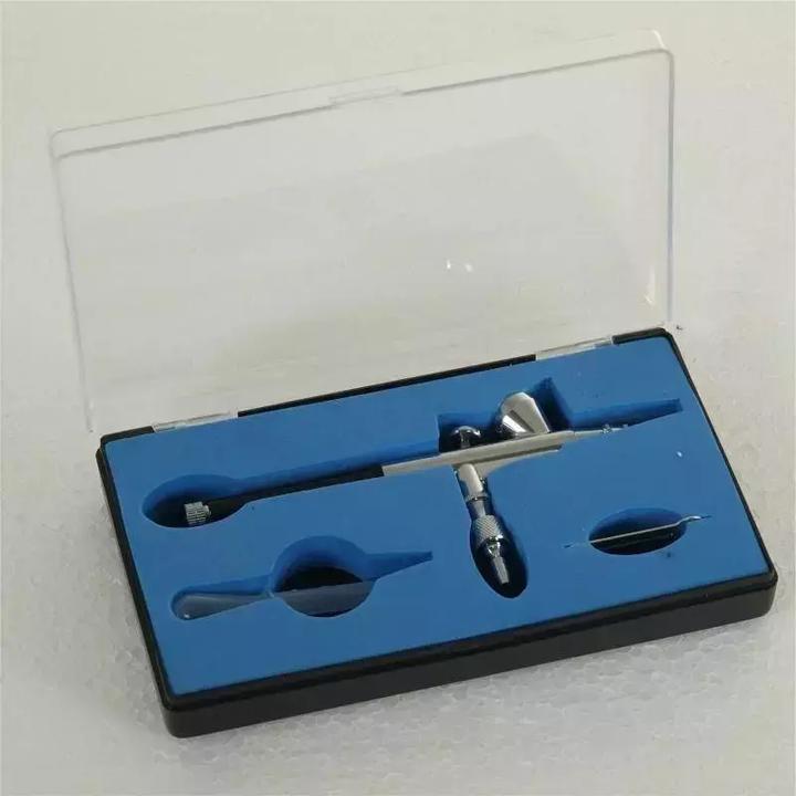Produktbild Dedra Spritzpistole mit oberem Tank 2 ml 0,3 mm (DED7477)