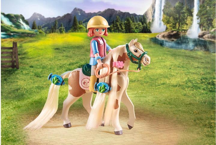Actual product image Playmobil Ellie & horse with crepe iron (71639, Playmobil Horses of Waterfall)