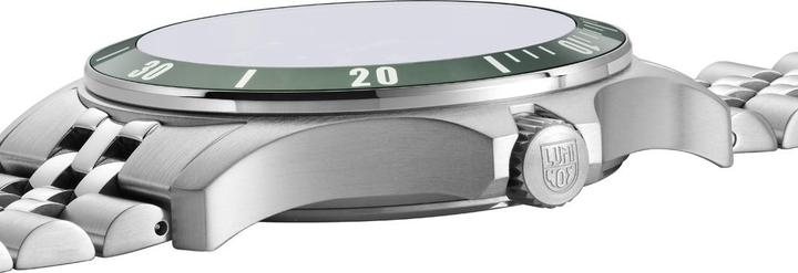 Actual product image Luminox SPORT TIMER 0910 SERIES (Sports watch, 42 mm)