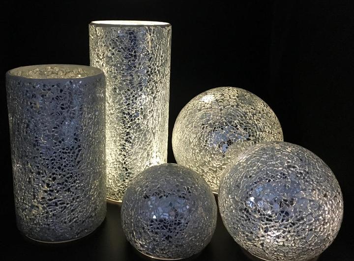 Actual product image GuGus LED glass ball silver set of 2 - broken glass with mosaic structure. D: 10cm u. 15cm (60 lm)