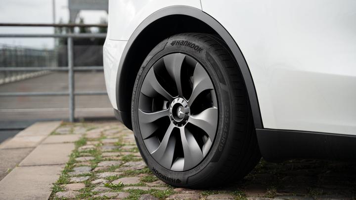 Immagine prodotto Made4EV Turbo Radkappen im Turbinen Design für das Tesla Model Y (4 Pezzo/i, 19")
