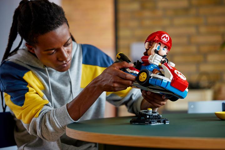 Produktbild LEGO Mario & Standard-Kart (72037, LEGO Super Mario, LEGO Seltene Sets)