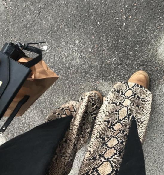 Actual product image iDeal Of Sweden Mayfair Clutch (Apple iPhone 11 Pro Max)