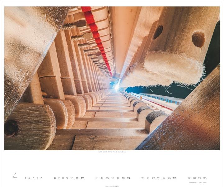 Immagine prodotto Architecture in Music Kalender 2026 - Musikinstrumente von innen (55 x 46 cm, Tedesco)