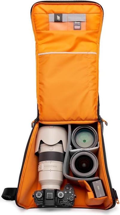 Actual product image Lowepro GearUp Creator Box XL II Green Line (Camera bag, 8 l)