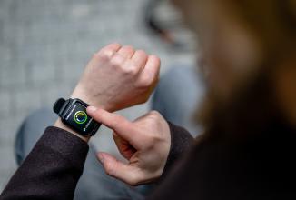 Produktbild Zeblaze Smartwatch Swim - czarny