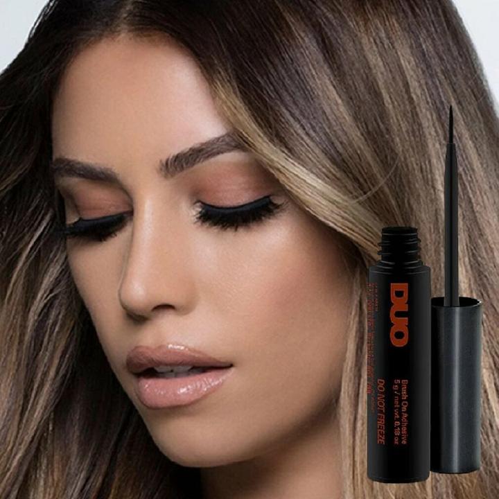 Actual product image MAC Cosmetics DUO Brush On Striplash Adhesive (Artificial eyelashes)