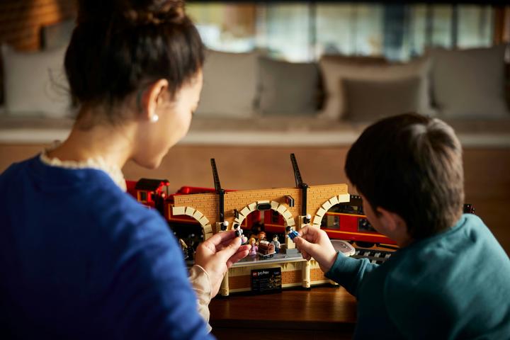 Immagine prodotto LEGO Espresso di Hogwarts - Sammleredition (76405, LEGO Harry Potter, Set LEGO rari)