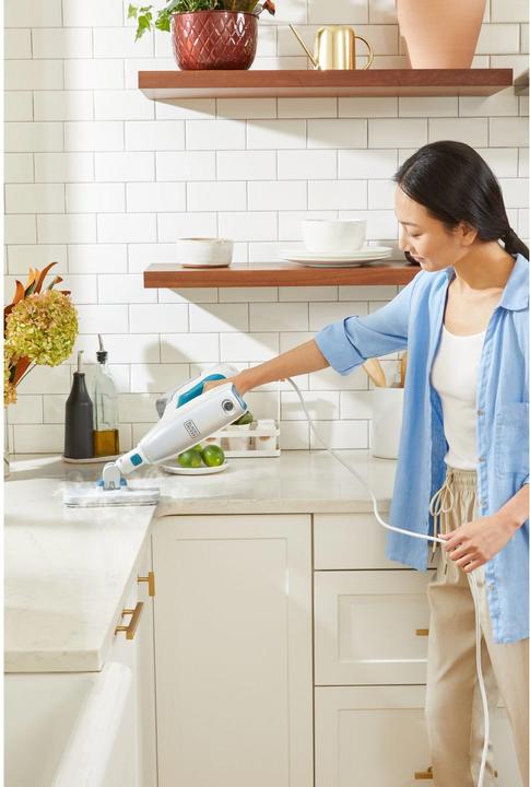 Actual product image Black & Decker Steam Cleaner BHSM15FX10-QS (1501 W)