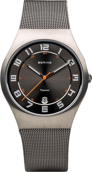 Actual product image Bering Classic (Analogue wristwatch, 39 mm)