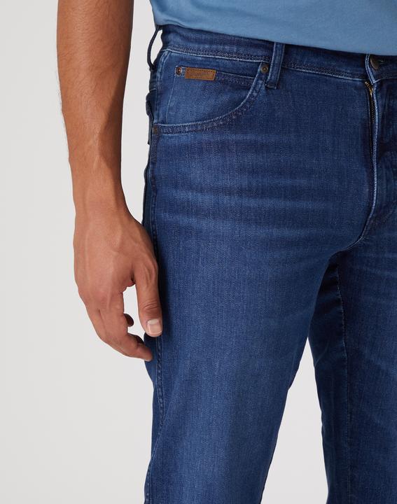 Actual product image Wrangler Texas Slim (29)