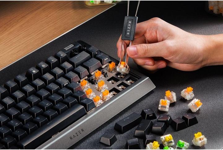 Produktbild Razer BlackWidow V4 (Eng. Int., Kabelgebunden)