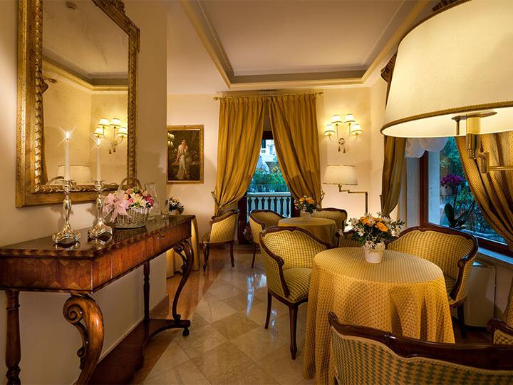 Immagine prodotto Smartbox Soggiorno di 2 notti in Toscana con pausa benessere in un hotel 4* (2 pers.)