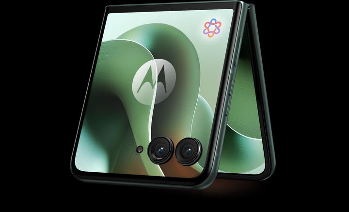 Image du produit Motorola Razr 60 Ultra (512 Go, Pantone Scarab, 6.96", SIM + eSIM, 50 Mpx, 5G)