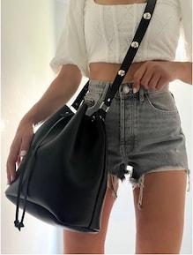 Immagine prodotto Only-Bags.Store Borsa a secchiello in pelle nera, borsa in pelle con borchie, borsa a tracolla, borsa a tracolla