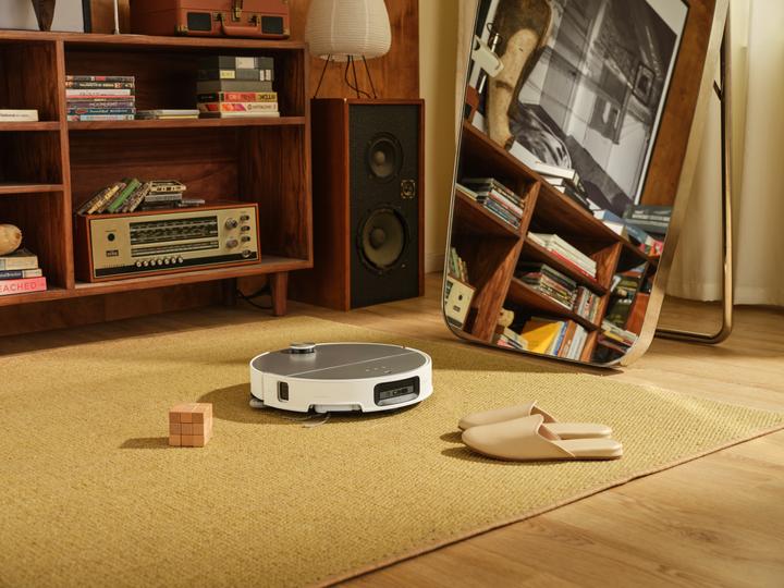 Produktbild Roborock Saros 10 (Saugwischroboter)
