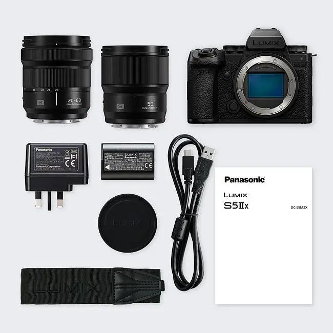 Immagine prodotto Panasonic DC-S5 II + S 20-60mm f3.5-5.6 + S 50mm f1.8 Bulk (24.20 Mpx, Full frame / FX)