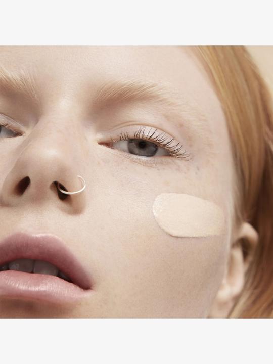 Produktbild Yves Saint Laurent All Hours Foundation Light Cool 1 Fl 25 ml (Nr. 01 - Light Cool)
