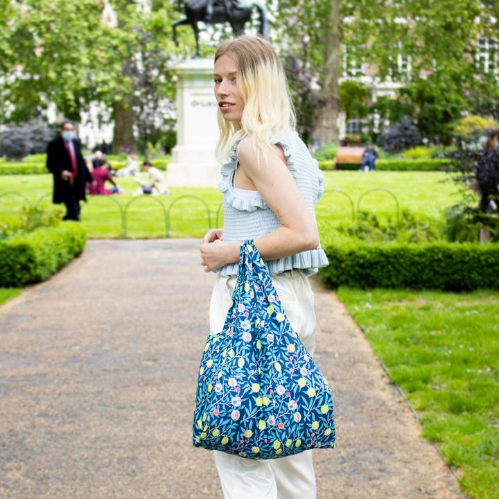 Actual product image Kind Bag Medium Bag WM Fruit