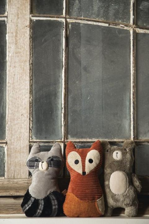 Actual product image Designed by Lotte Raccoon Lirca (Plush toy)