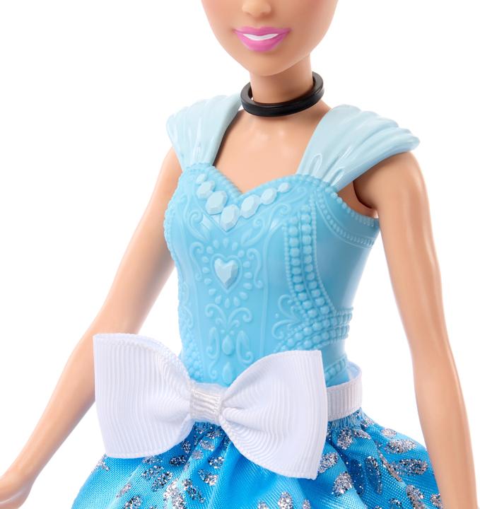 Actual product image Hasbro ROYAL FASHION REVEAL™ Cinderella Doll