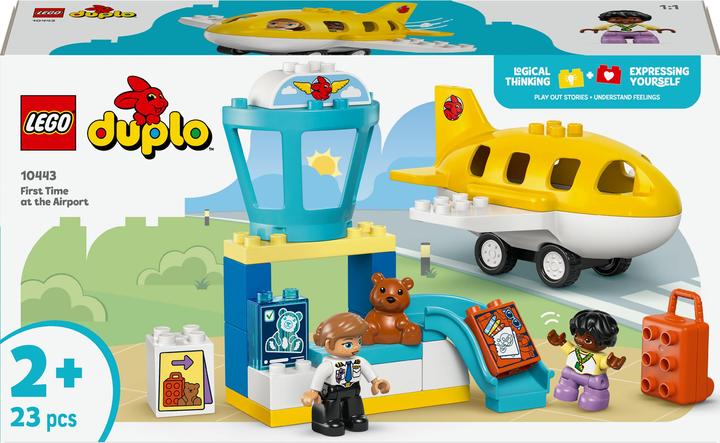 Actual product image LEGO Erster Besuch im Flughafen (10443)