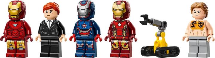 Actual product image LEGO Iron Man's Laboratory: Hall of Armour (76315, LEGO Super Mario)
