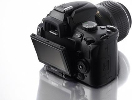 Actual product image Nikon D5000, 12.3 Mpixel, HD-Movies, 18-55mm VR Kit (12.30 Mpx)
