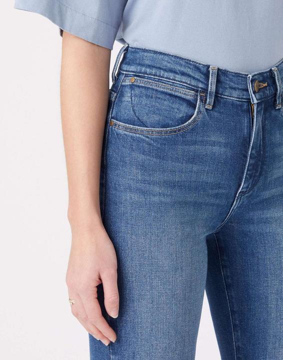 Actual product image Wrangler Straight (29)