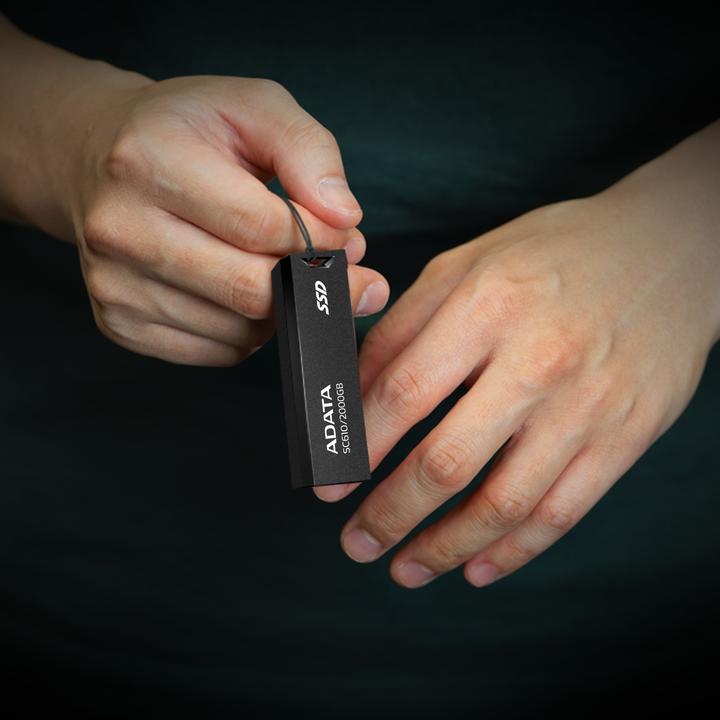 Immagine prodotto Adata SC610 (2000 GB, USB-A)