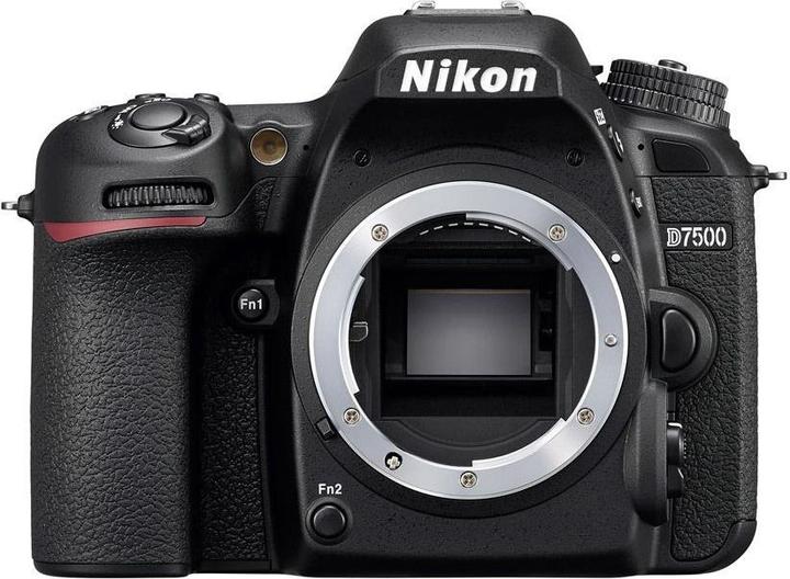 Image du produit Nikon D7500 Kit (18 - 300 mm, 21.51 Mpx, APS-C / DX)