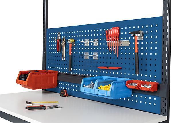 Immagine prodotto eurokraft basic Parete forata, per tavoli da lavoro modulari WT, per larghezza banco 1500 mm.