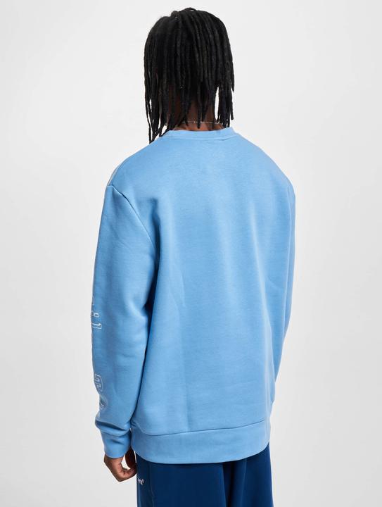 Actual product image Levis T2 Graphic Crew Sweater - 94173 (S)