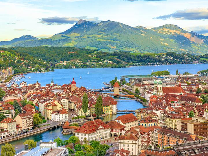 Image du produit Smartbox Escapade sportive en Suisse : 1 nuit et 1 activité pour 2 (2 pers.)